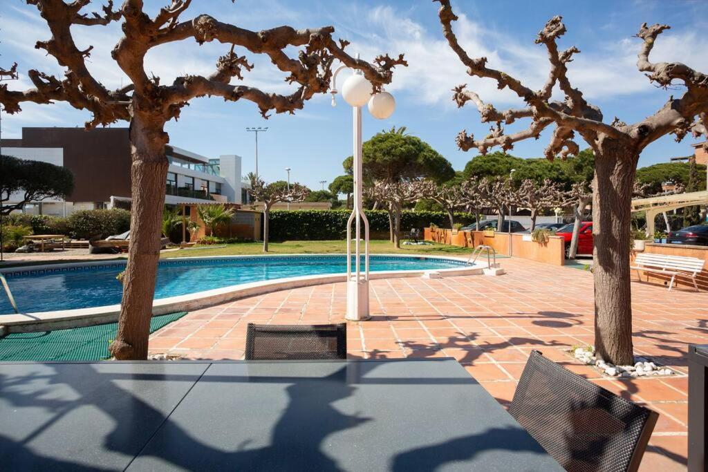 Appartamento A Pie De Playa En Gava Mar! Esterno foto