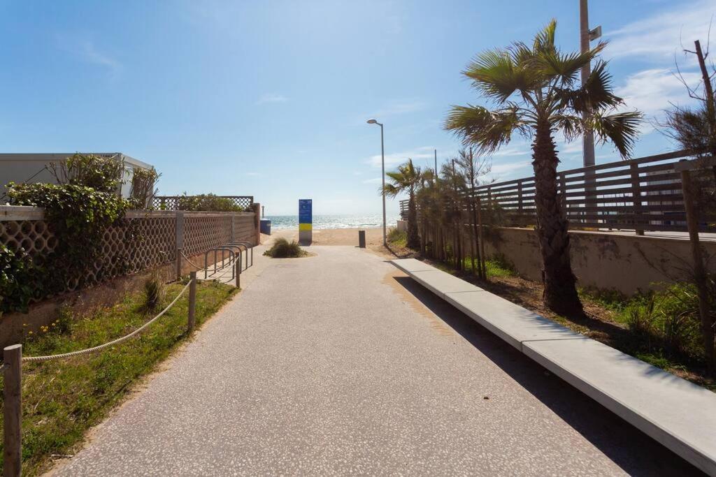 Appartamento A Pie De Playa En Gava Mar! Esterno foto